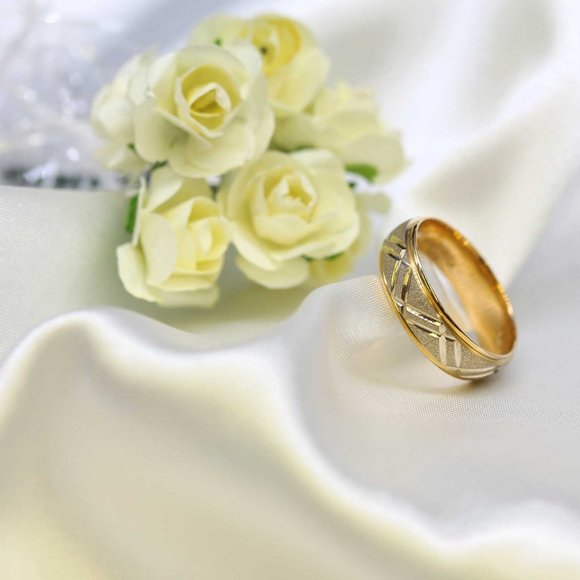 10 K Gold wedding Band 6mm , white gold, yellow gold, rose gold, engagement - Picture 3 of 3